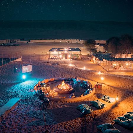 מלון Shāhiq Thousand Nights Camp מראה חיצוני תמונה